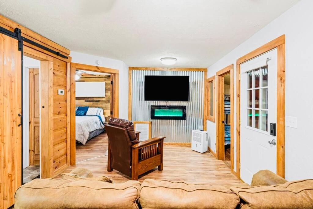 Cozy Cub Mountain Escape Villa Gatlinburg Exterior photo