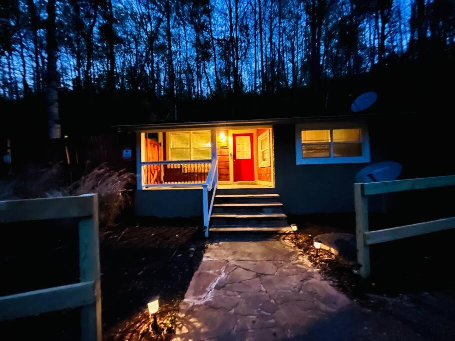 Cozy Cub Mountain Escape Villa Gatlinburg Exterior photo